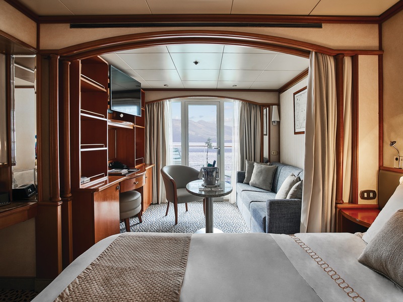 Classic Veranda Suite